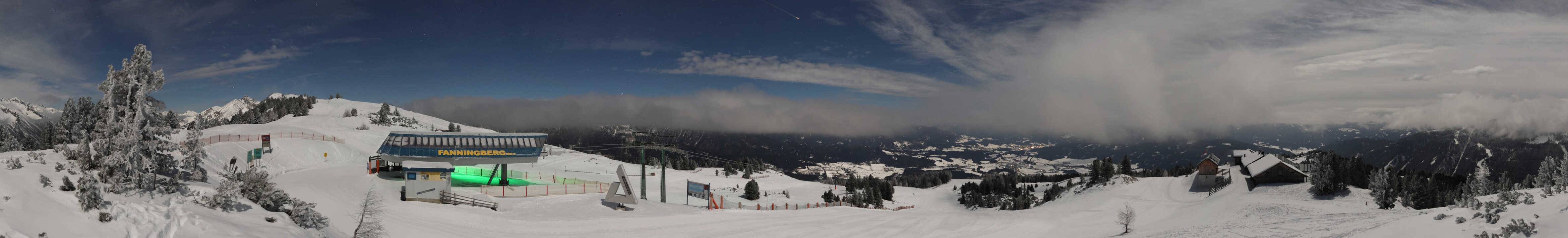 Archived image Webcam Fanningberg - View from top station