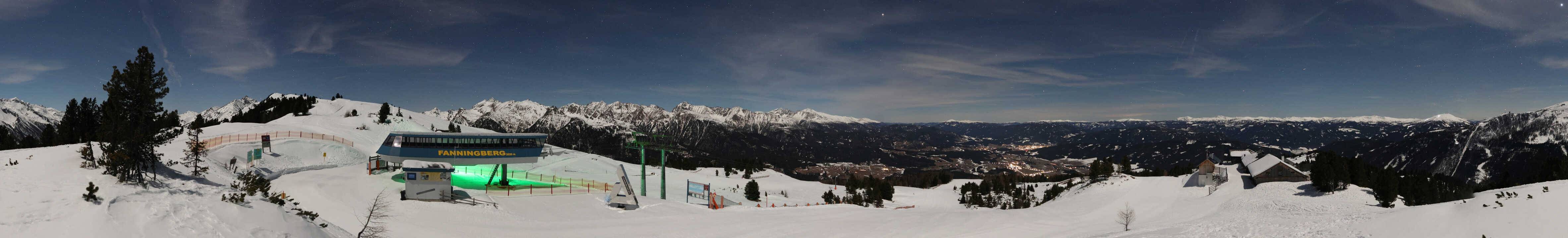 Archived image Webcam Fanningberg - View from top station