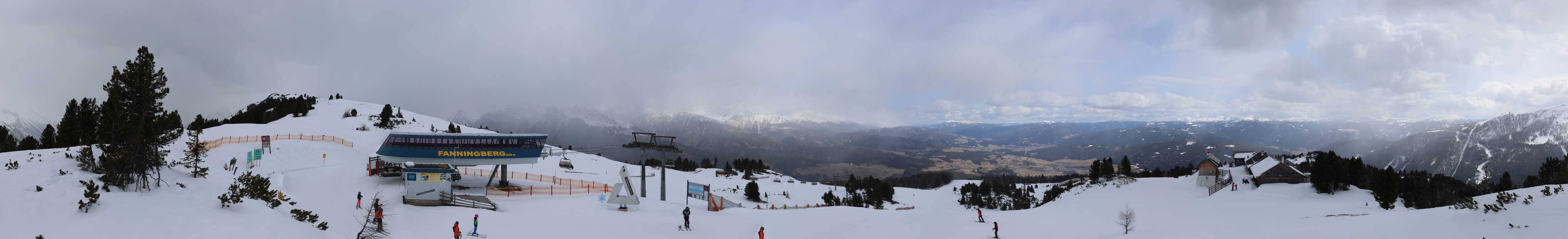 Archived image Webcam Fanningberg - View from top station