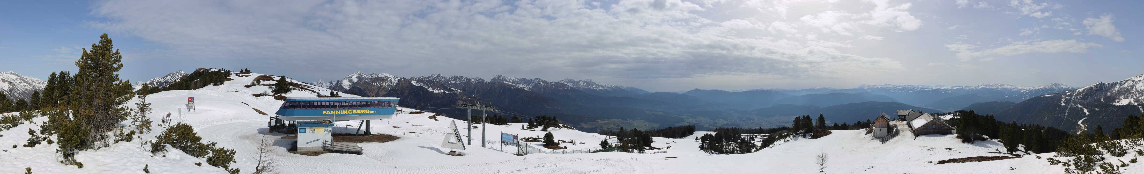 Archived image Webcam Fanningberg - View from top station