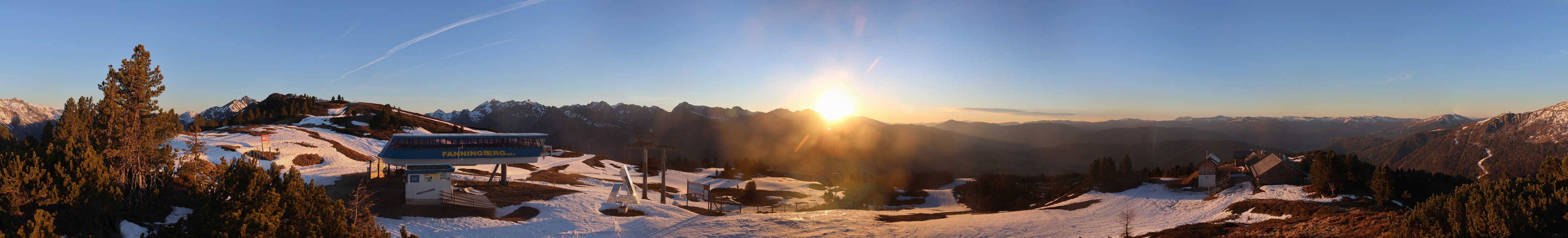 Archived image Webcam Fanningberg - View from top station