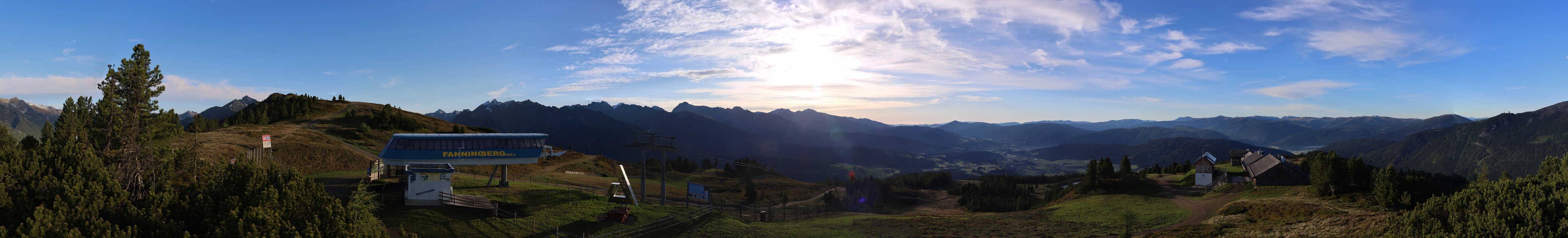 Archived image Webcam Fanningberg - View from top station