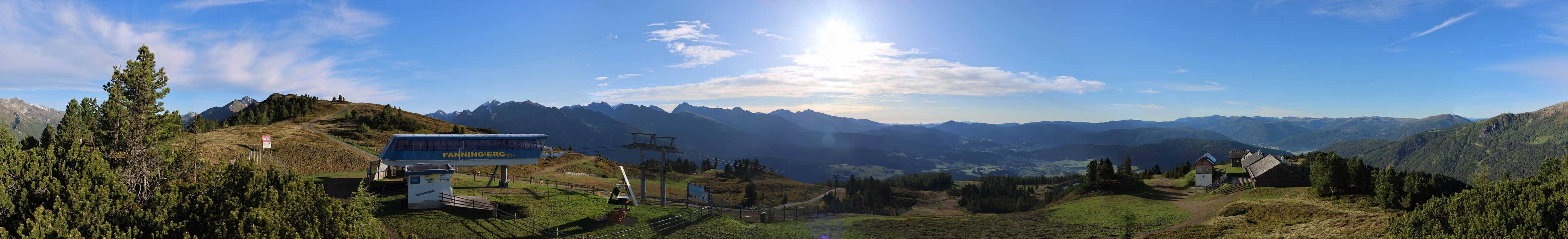 Archived image Webcam Fanningberg - View from top station