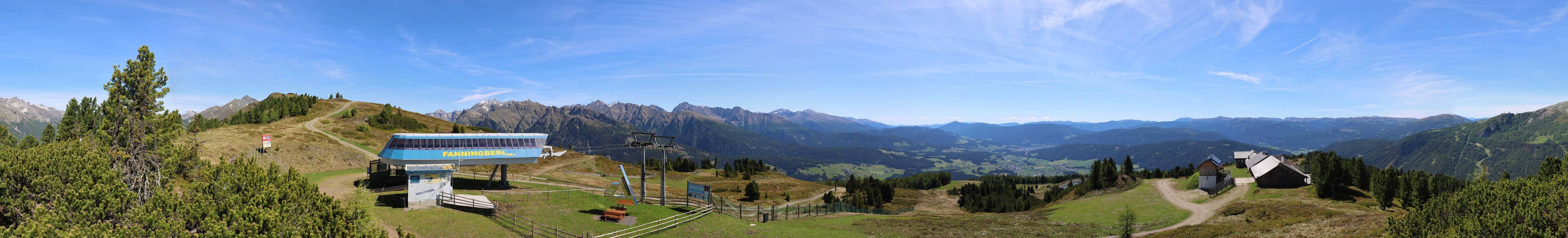 Archived image Webcam Fanningberg - View from top station