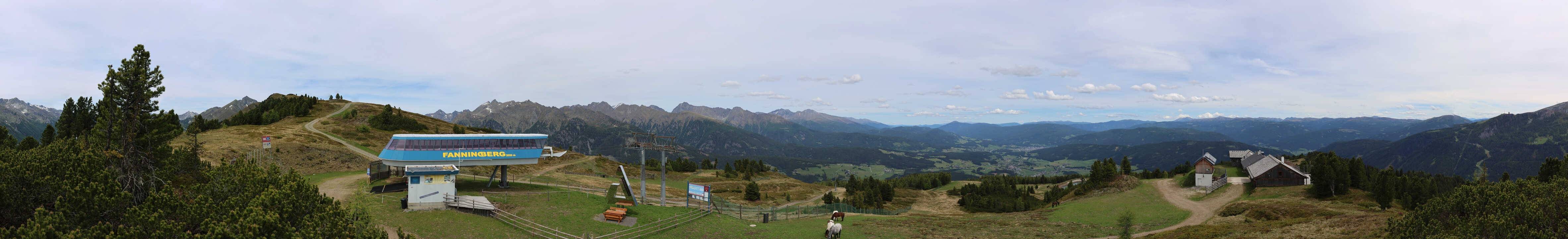 Archived image Webcam Fanningberg - View from top station