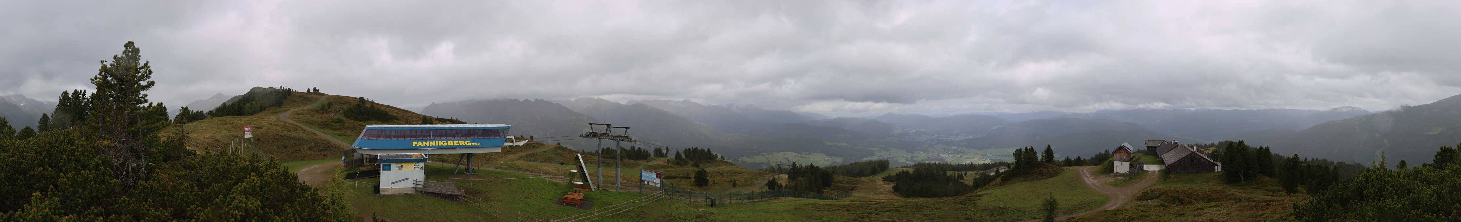 Archived image Webcam Fanningberg - View from top station