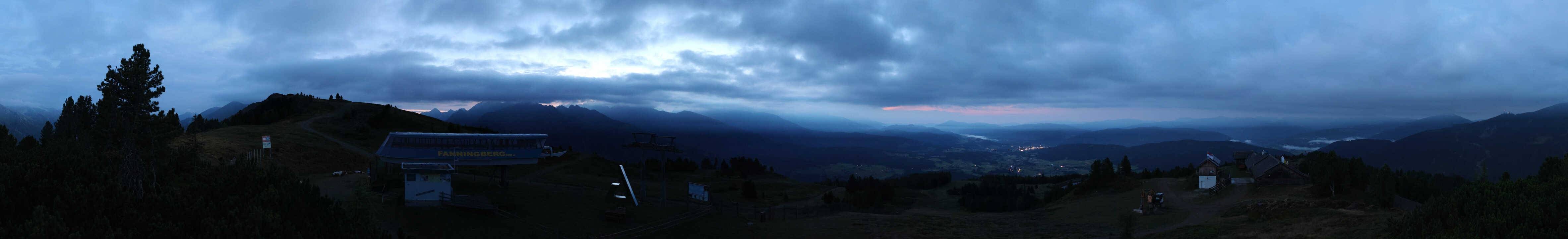 Archived image Webcam Fanningberg - View from top station