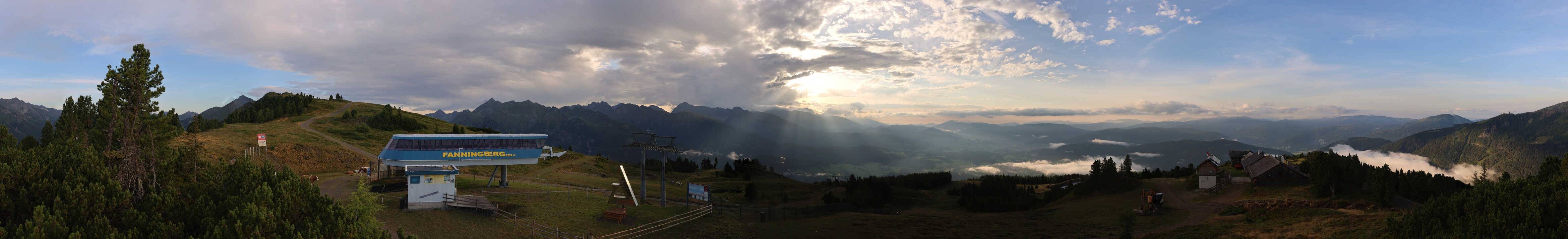 Archived image Webcam Fanningberg - View from top station