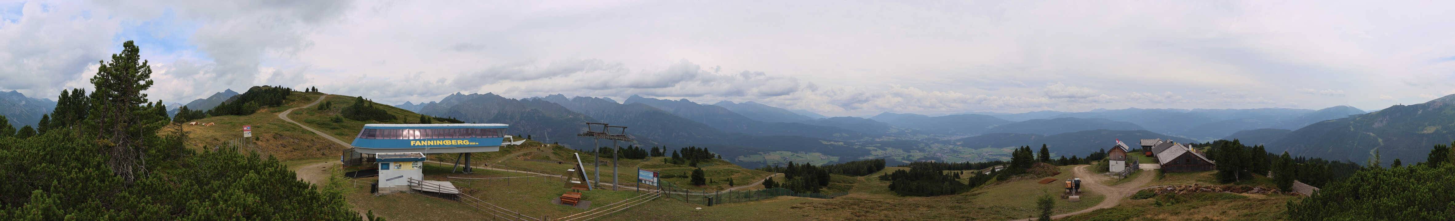 Archived image Webcam Fanningberg - View from top station