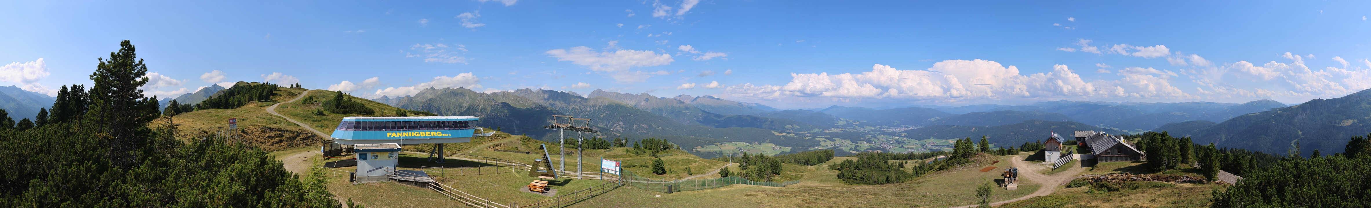 Archived image Webcam Fanningberg - View from top station