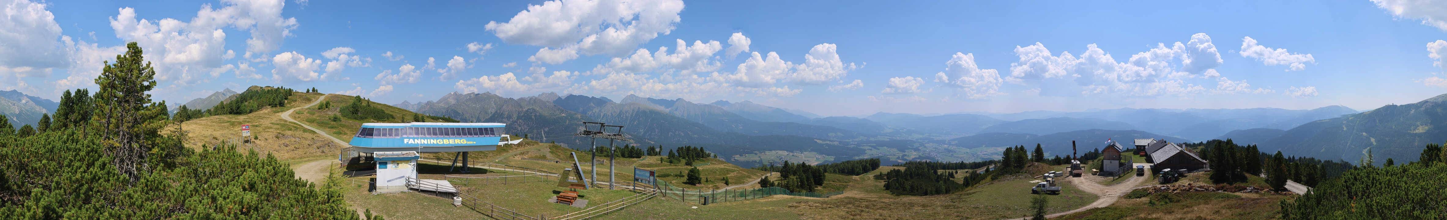 Archived image Webcam Fanningberg - View from top station
