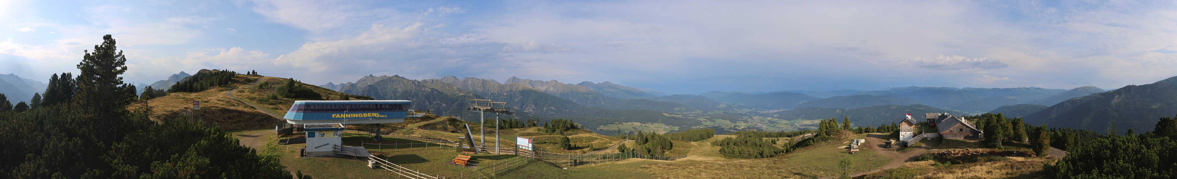 Archived image Webcam Fanningberg - View from top station