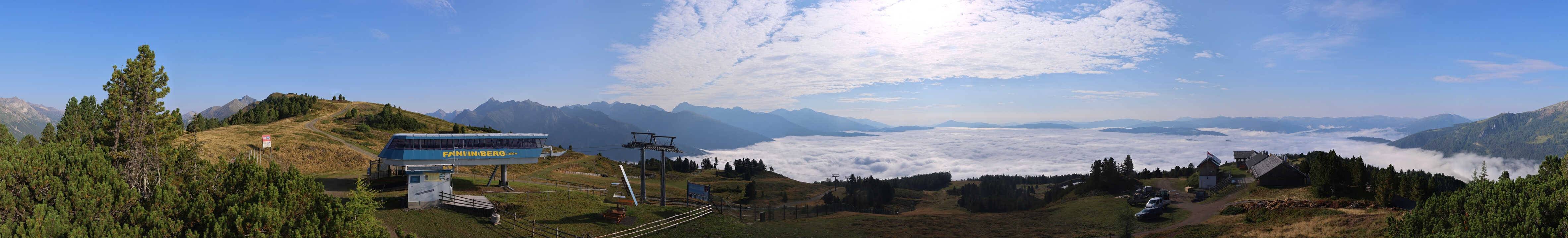 Archived image Webcam Fanningberg - View from top station