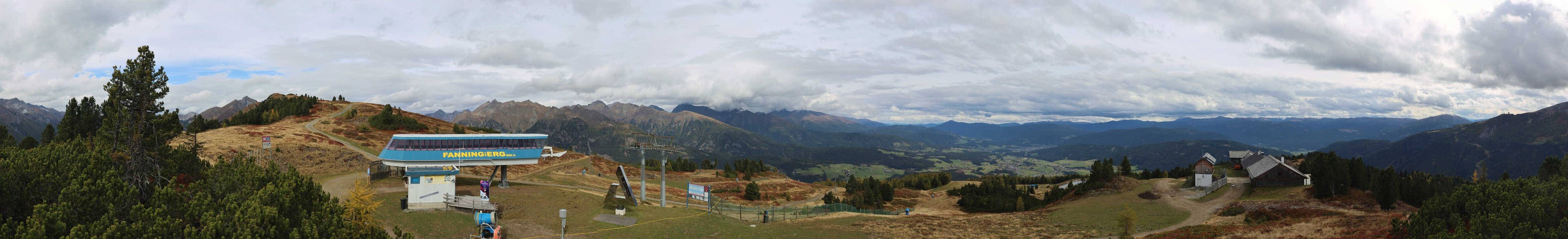 Archived image Webcam Fanningberg - View from top station