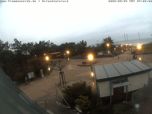 Archiv Foto Webcam Usedom: Strandvorplatz Trassenheide
