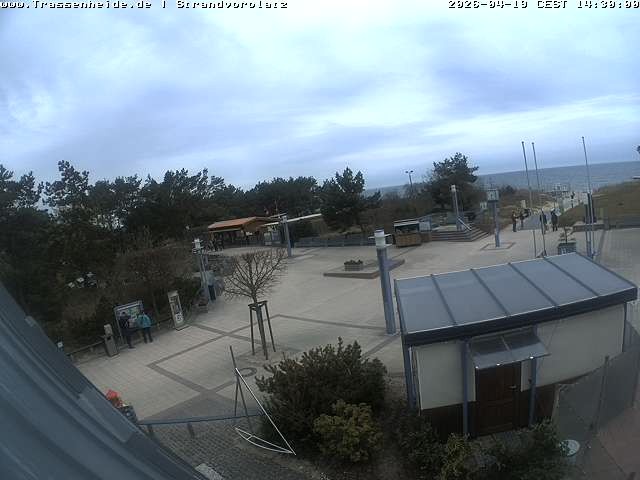 Archiv Foto Webcam Usedom: Strandvorplatz Trassenheide