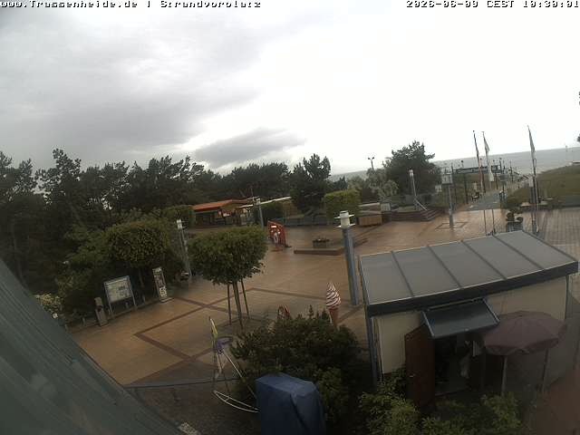 Archiv Foto Webcam Usedom: Strandvorplatz Trassenheide