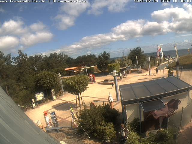 Archiv Foto Webcam Usedom: Strandvorplatz Trassenheide