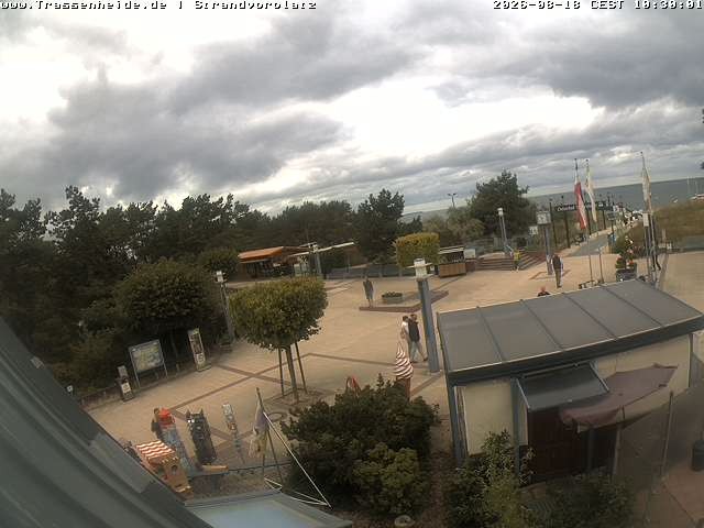 Archiv Foto Webcam Usedom: Strandvorplatz Trassenheide