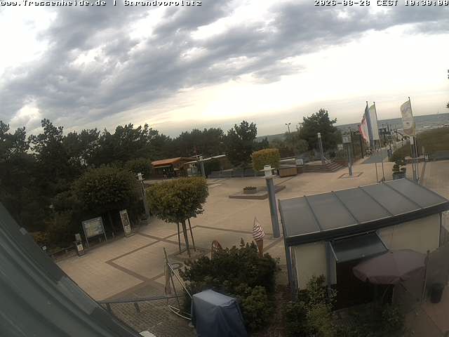 Archiv Foto Webcam Usedom: Strandvorplatz Trassenheide