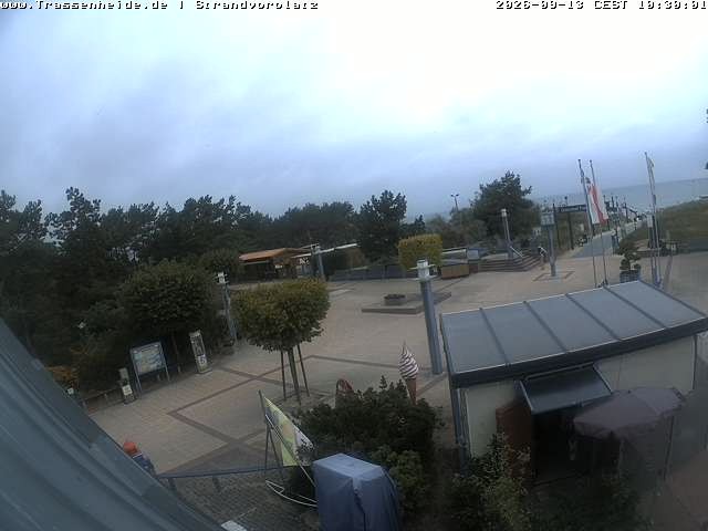 Archiv Foto Webcam Usedom: Strandvorplatz Trassenheide