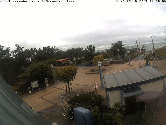 Archiv Foto Webcam Usedom: Strandvorplatz Trassenheide
