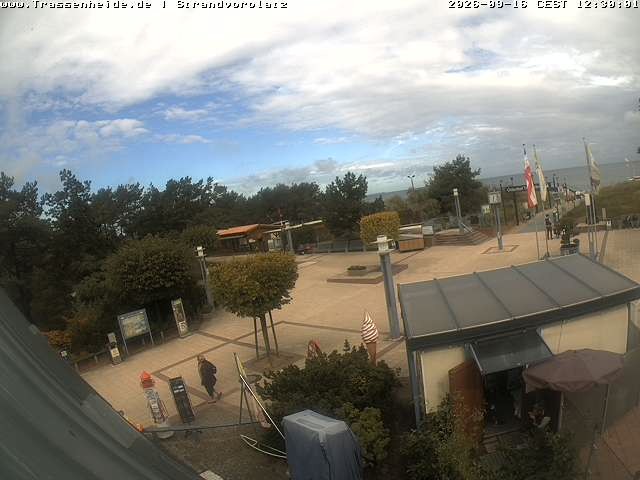 Archiv Foto Webcam Usedom: Strandvorplatz Trassenheide