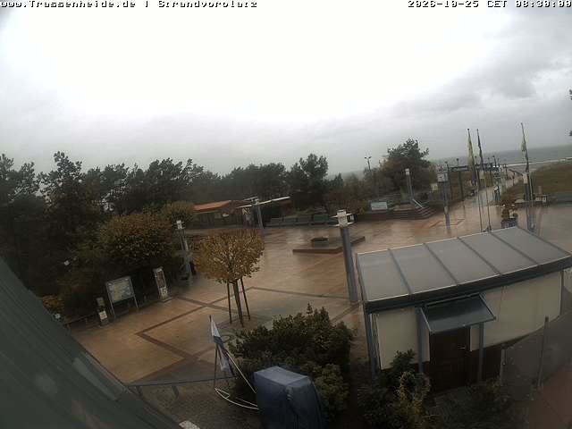 Archiv Foto Webcam Usedom: Strandvorplatz Trassenheide