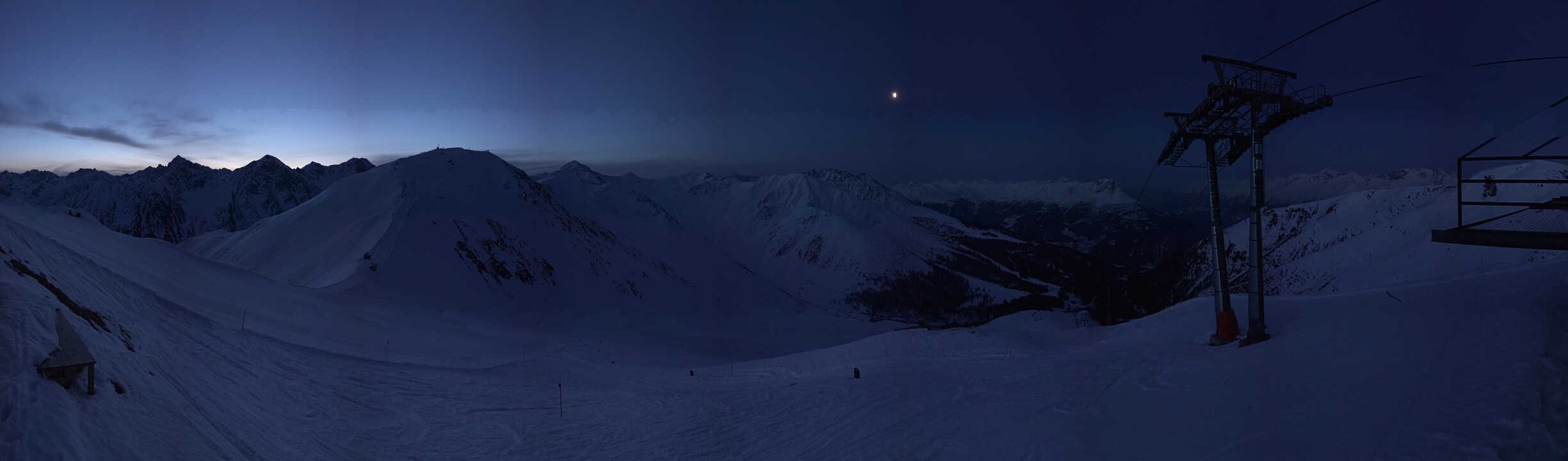 Archiv Foto Webcam Panoramablick Tscheyeck