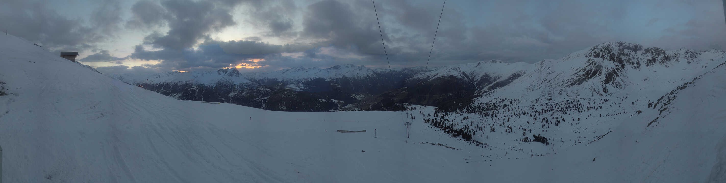 Archived image Webcam Zirmbahn Nauders