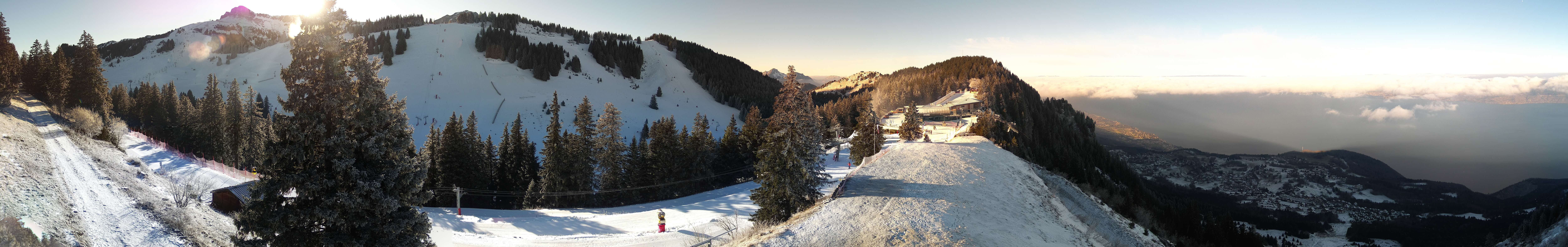 Archived image Webcam Panorama Thollon les Memises