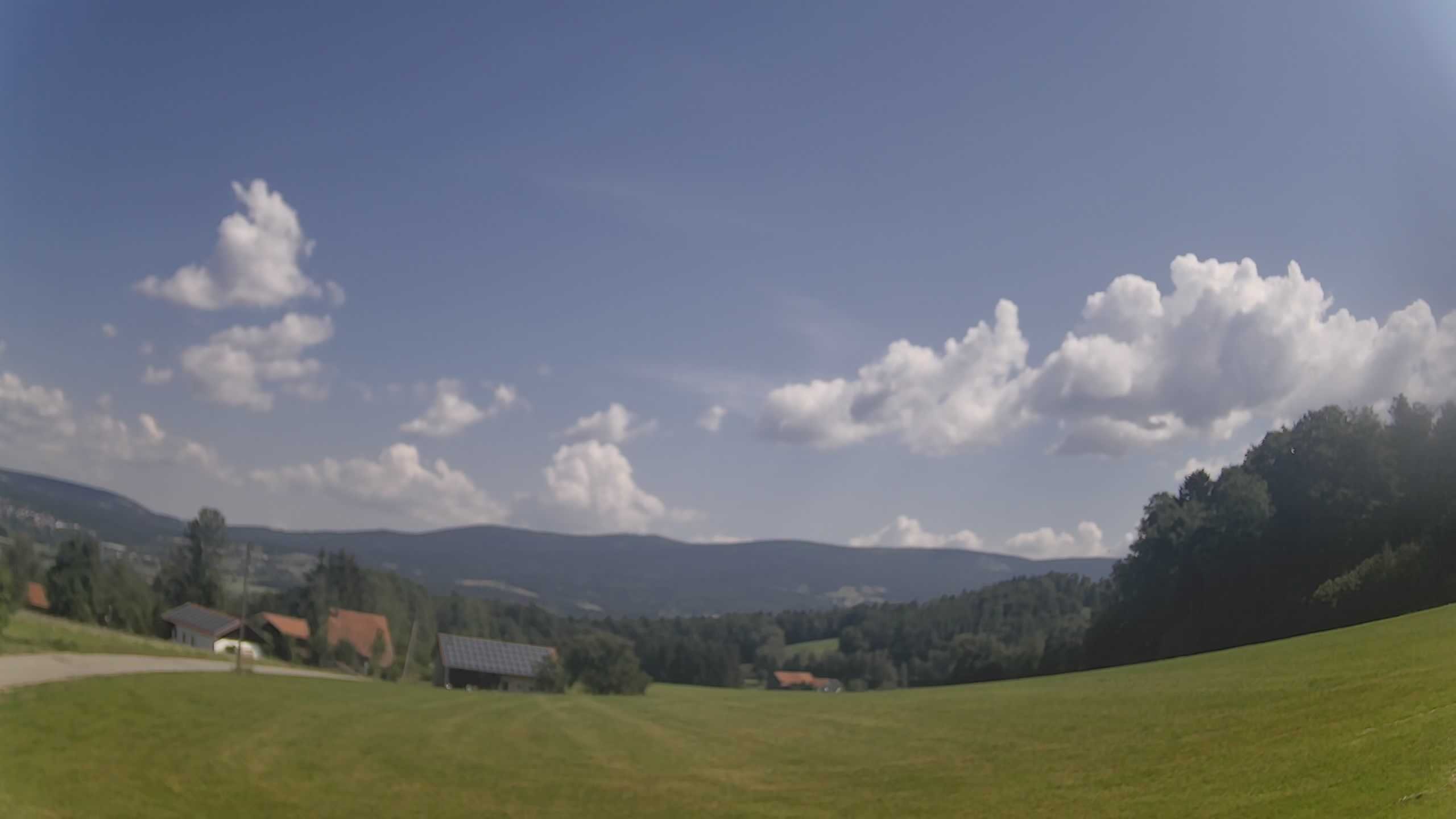 Archived image Webcam Village Neureichenau