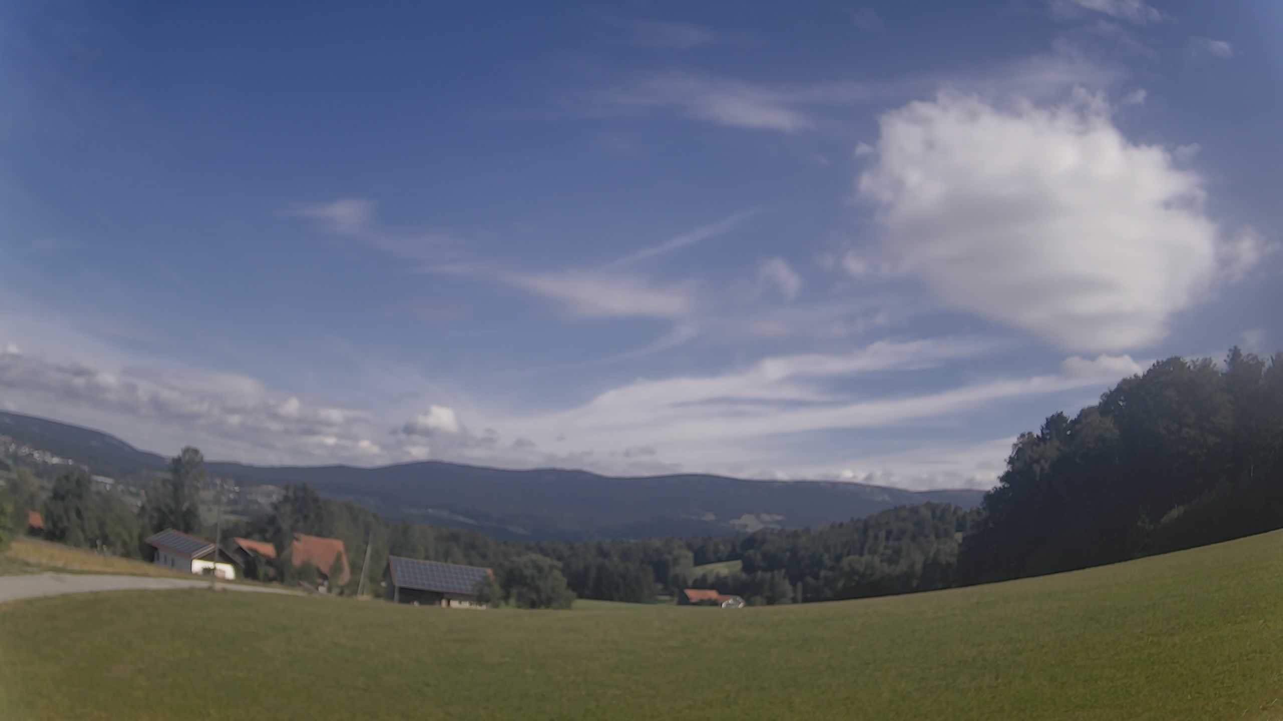 Archived image Webcam Village Neureichenau