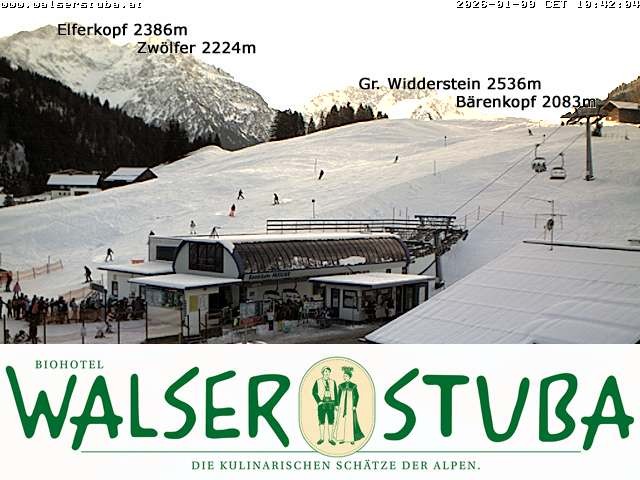 Archiv Foto Webcam Hotel für Bergfreunde - Walserstuba