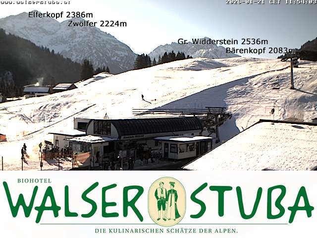 Archived image Webcam Hotel "Walserstuba"