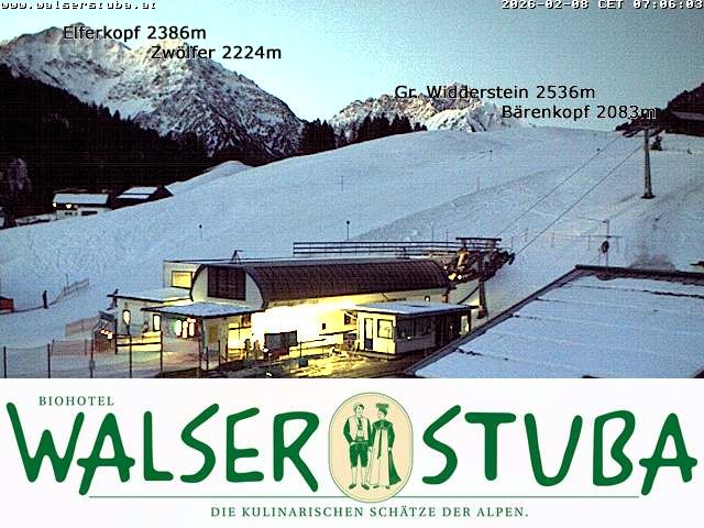 Archiv Foto Webcam Hotel für Bergfreunde - Walserstuba