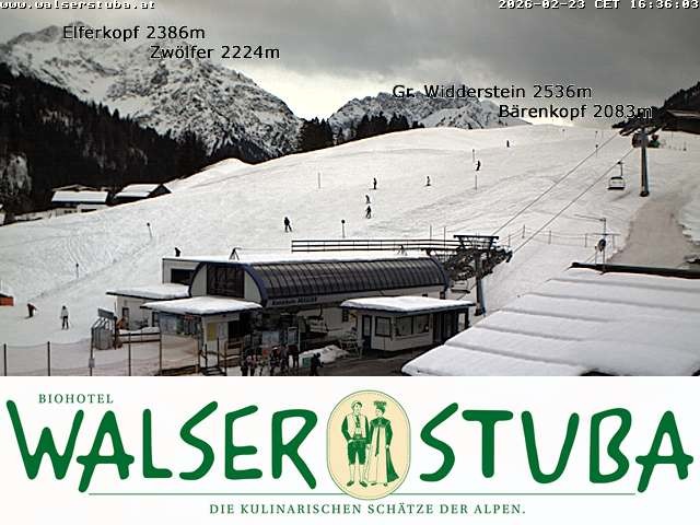 Archiv Foto Webcam Hotel für Bergfreunde - Walserstuba