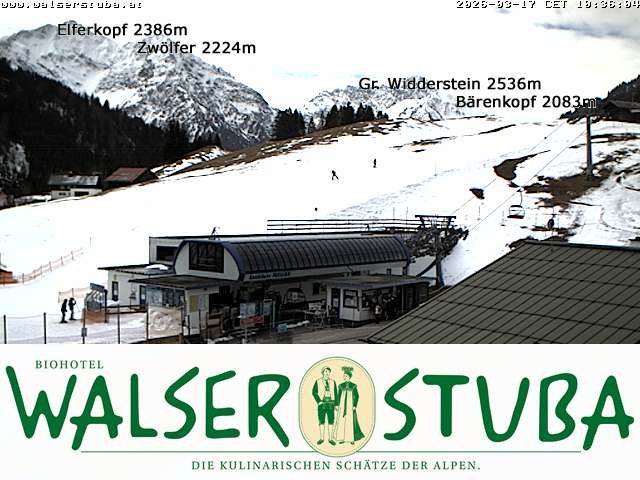Archiv Foto Webcam Hotel für Bergfreunde - Walserstuba