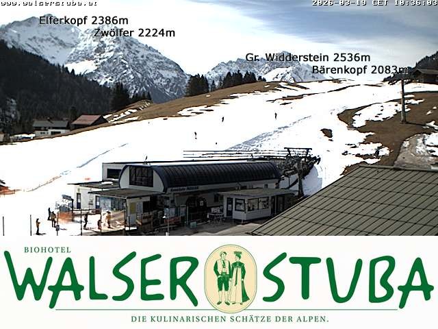 Archiv Foto Webcam Hotel für Bergfreunde - Walserstuba