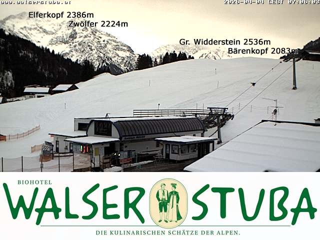 Archived image Webcam Hotel "Walserstuba"