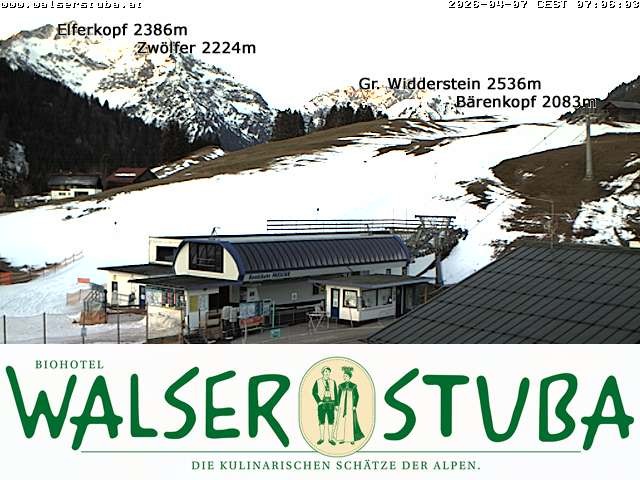 Archiv Foto Webcam Hotel für Bergfreunde - Walserstuba