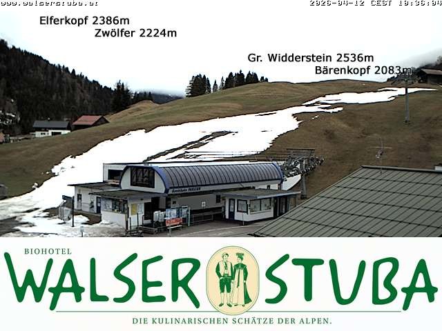 Archiv Foto Webcam Hotel für Bergfreunde - Walserstuba