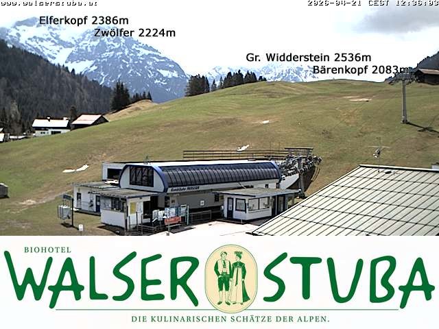 Archiv Foto Webcam Hotel für Bergfreunde - Walserstuba