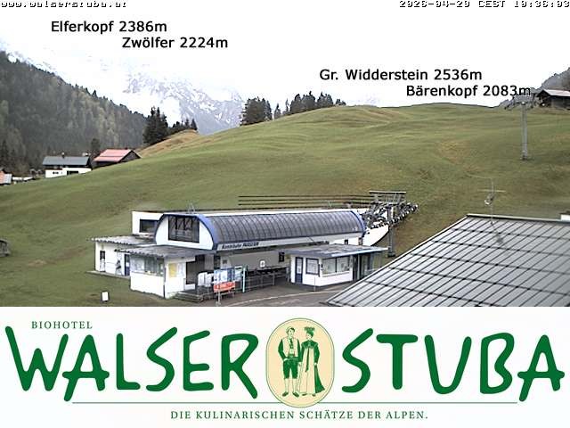 Archiv Foto Webcam Hotel für Bergfreunde - Walserstuba