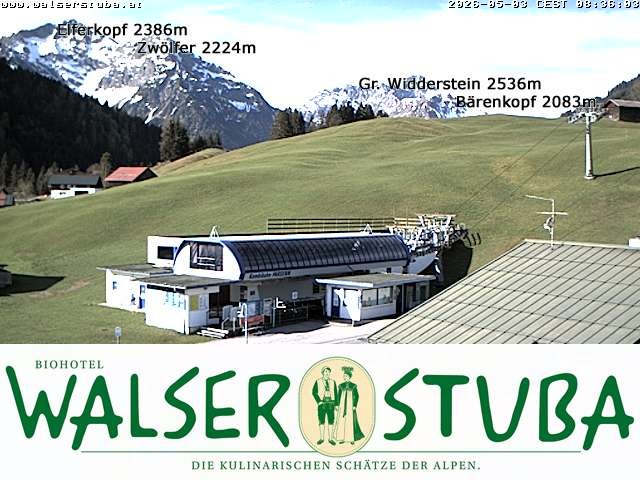 Archived image Webcam Hotel "Walserstuba"