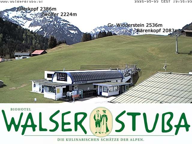 Archived image Webcam Hotel "Walserstuba"