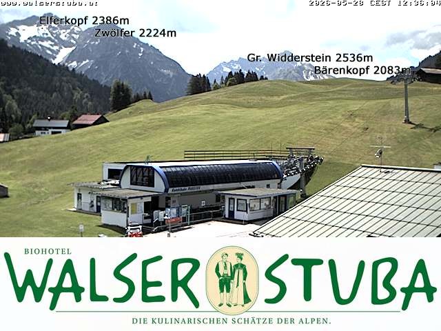 Archived image Webcam Hotel "Walserstuba"