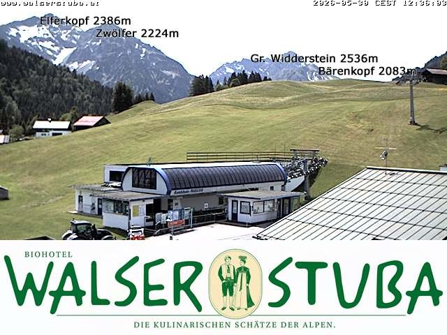 Archived image Webcam Hotel "Walserstuba"