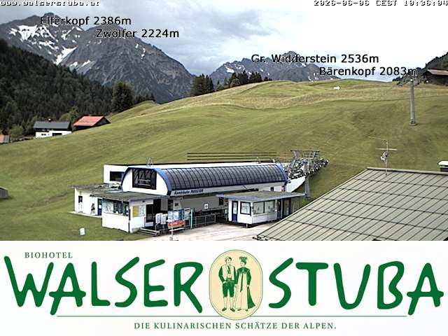 Archiv Foto Webcam Hotel für Bergfreunde - Walserstuba