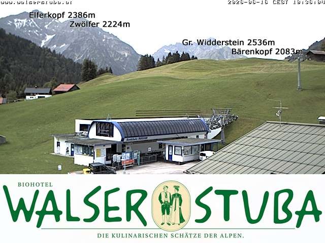 Archiv Foto Webcam Hotel für Bergfreunde - Walserstuba